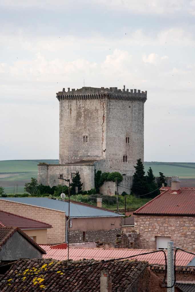 CASTILLO DE MAZUELO DE MUÑÓ